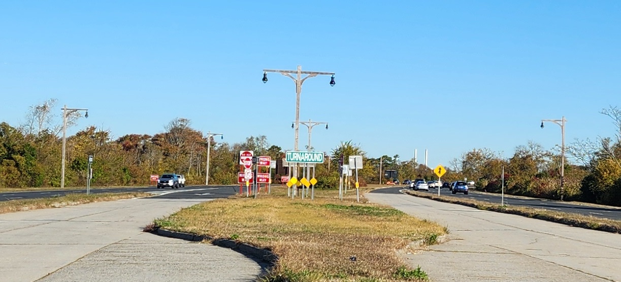 Meadowbrook State Parkway Lamp Post